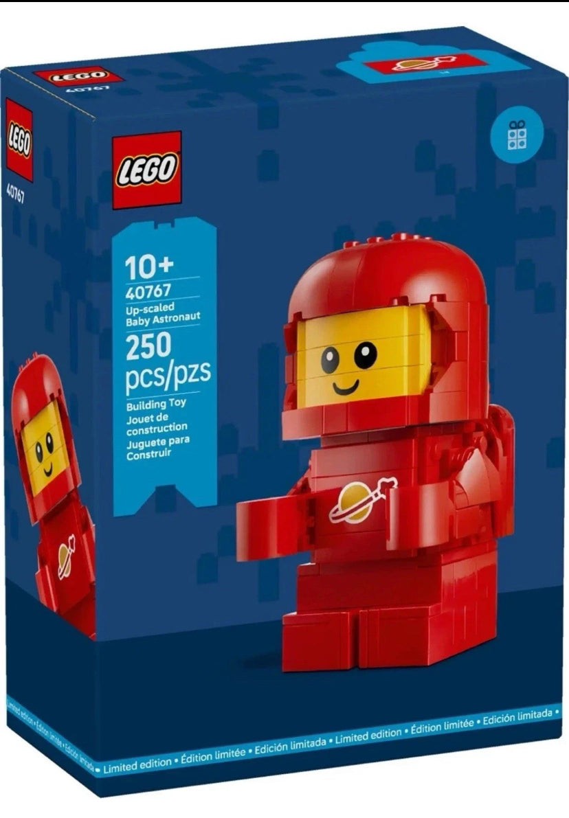 Lego 40767 Miscellaneous. Up-scaled Baby Astronaut